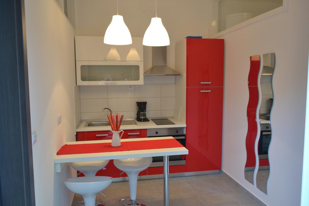 Apartments Peloza Porec Room photo