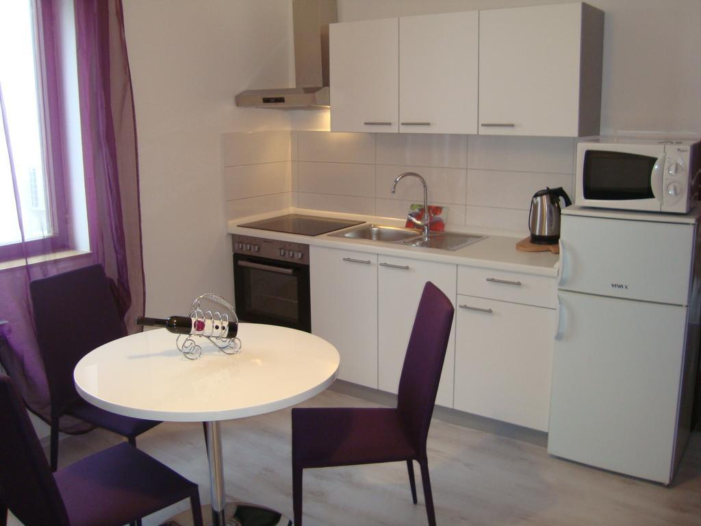 Apartments Peloza Porec Room photo